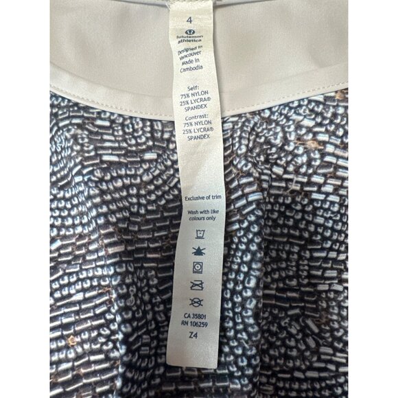 LuluLemon Athletica Beaded Envy Snapshot Short Sleeve Crew Neck Tee Size 4 - Picture 6 of 8